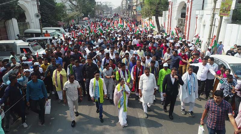 ‘কংগ্রেস-সিপিএম নয়, বিজেপির বিকল্প তৃণমূল,’ দাবি অভিষেকের