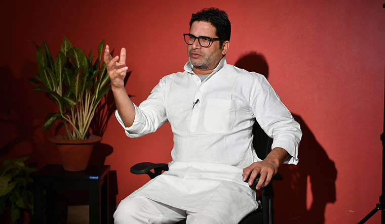 Prashant Kishor: ”তিনশো-র কাছাকাছি আসনে জয়ী হবে বিজেপি”: বিস্ফোরক দাবি পিকের