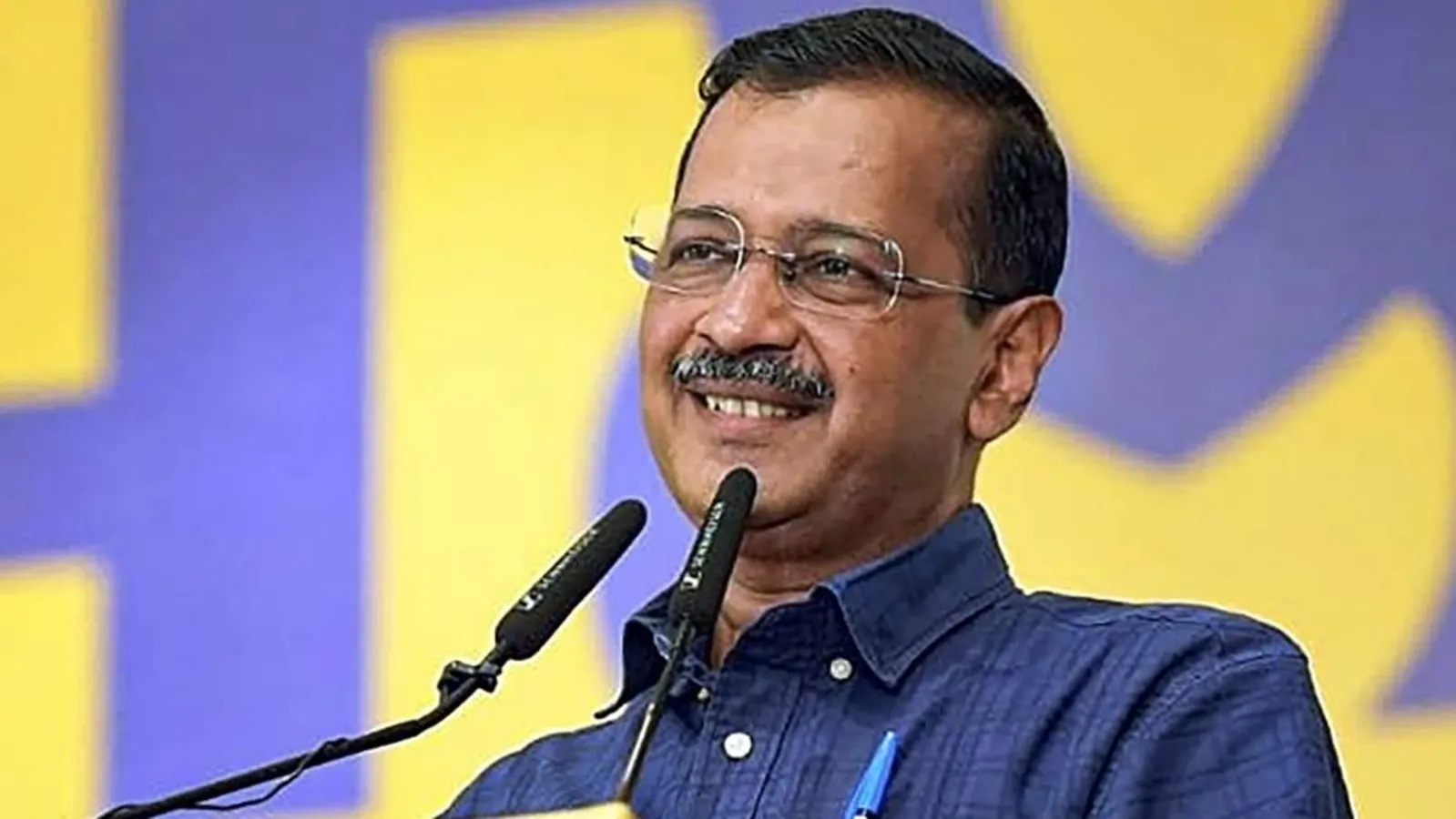 Arvind Kejriwal: ‘দেশের জন্য আমায় জীবনও দিতে হয়, তাতে দুঃখ পাবেন না’ জেলে প্রবেশের আগে মন্তব্য কেজরির