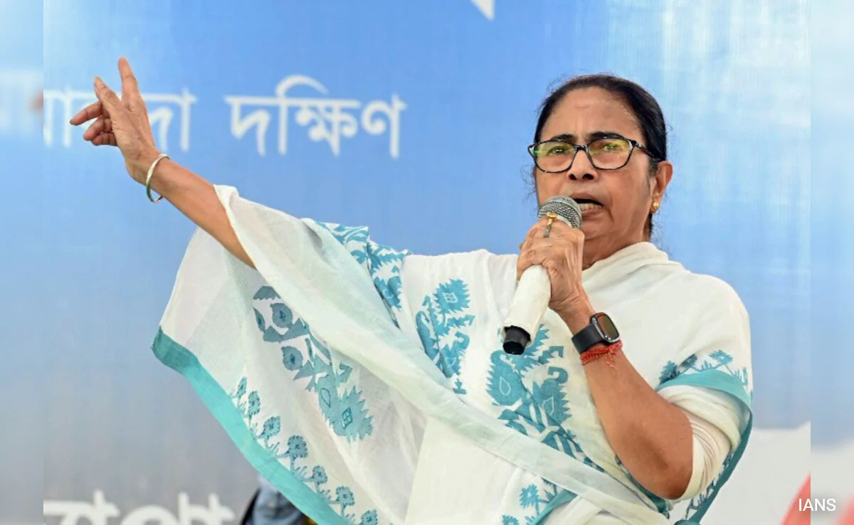 Mamata Bandyopadhyay: কাঞ্চনজঙ্ঘা এক্সপ্রেস দুর্ঘটনায় রেলকে তুলোধোনা মমতার