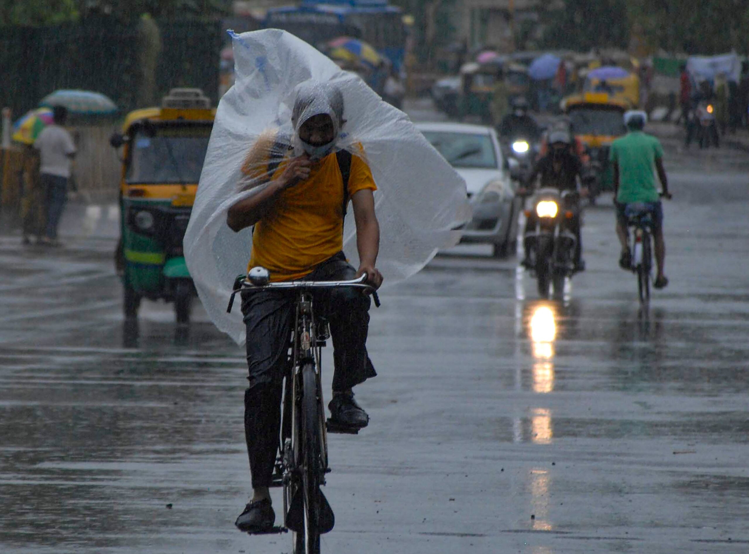 Weather Report: প্রাক বর্ষার বৃষ্টি মঙ্গলবার থেকেই, ৪৮ থেকে ৭২ ঘণ্টার মধ্যে দক্ষিণবঙ্গে প্রবেশ করতে পারে বর্ষা