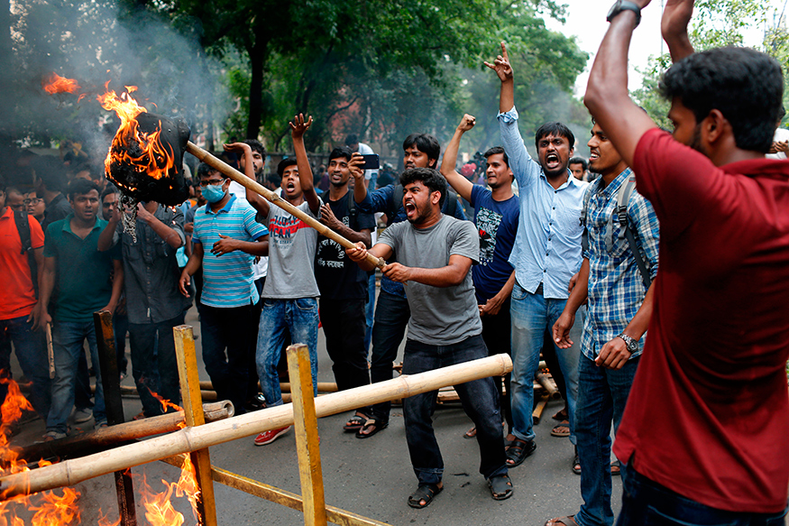 Bangladesh: সংরক্ষণ আংশিক প্রত্যাহারেও অখুশি বাংলাদেশের ছাত্রসমাজ! এখনই থামছে না আন্দোলন