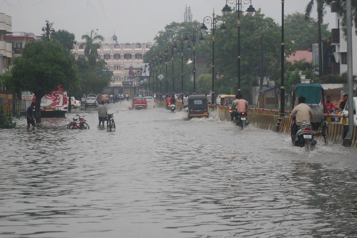 North Bengal Rain: উত্তরবঙ্গে ফের লাল সতর্কতা জারি, উপচে যাচ্ছে তিস্তার জল