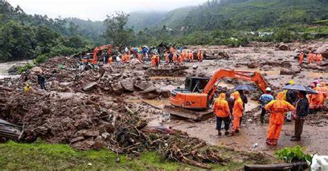 Kerala Landslide: মৃতের সংখ্যা বেড়ে ২৭৬, চলছে ওয়েনাড়ে উদ্ধার কাজ! বৃহস্পতিতে যেতে পারেন রাহুল-প্রিয়াঙ্কা