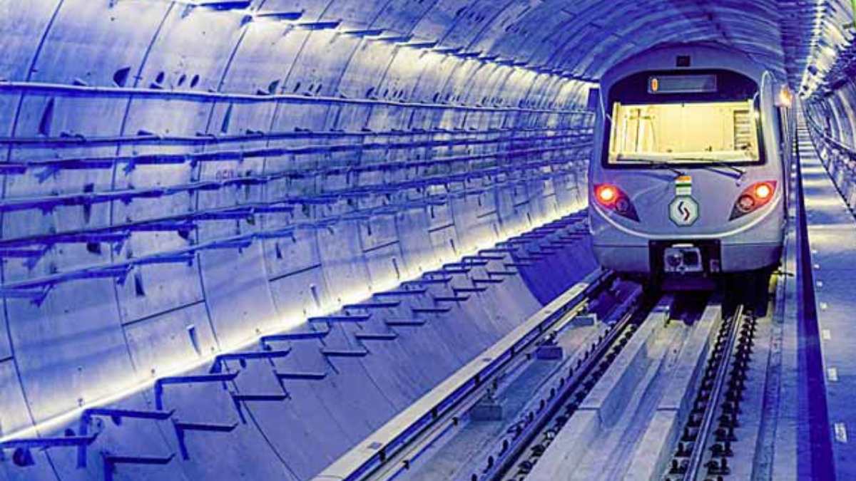 Kolkata Metro: ফের দুর্ভোগের মুখে মেট্রোযাত্রীরা, হাওড়া ময়দানে ব্যাহত মেট্রো চলাচল