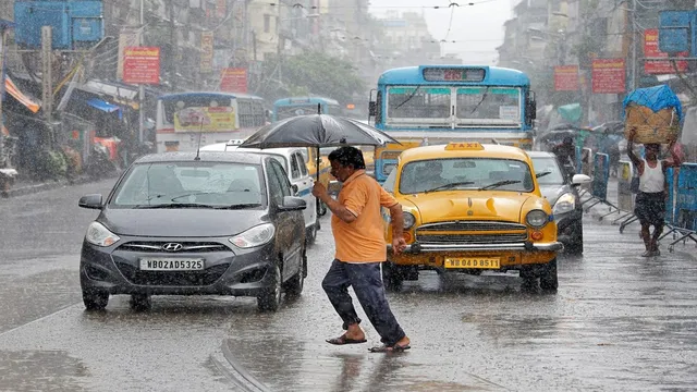 West Bengal Weather: মধ্য বঙ্গোপসাগরে বইছে ঝোড়ো হাওয়া, বাড়তে পারে বৃষ্টি, নতুন করে তৈরী হচ্ছে নিম্নচাপ